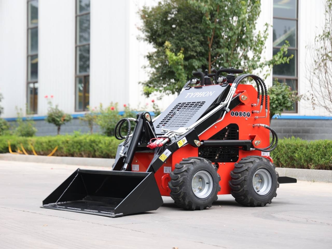 Brand New TYPHON STOMP 1800lbs Mini Skid Steer Loader 23HP Wheel Gas EPA B&S Engine USA