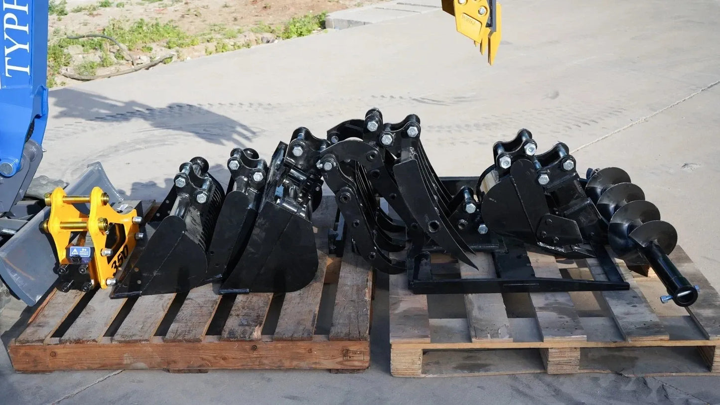 TERROR XI Mini Excavator Digger 13.5hp Gas B&S EPA Engine with 13 Attachments