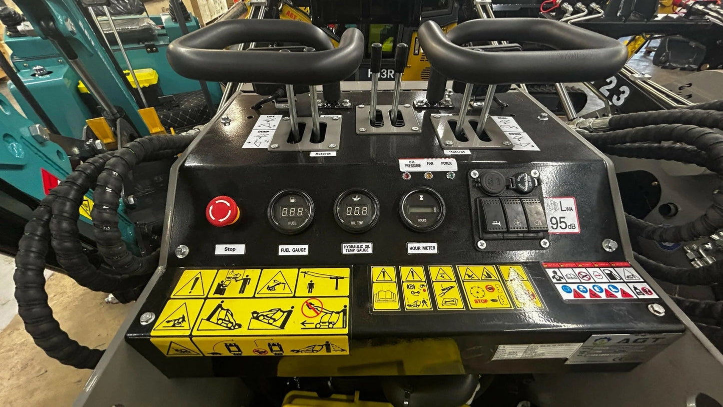 AGT-CFG-CBT23 950KG 23 HP Stand-On Mini SKid Steer With B&S Engine