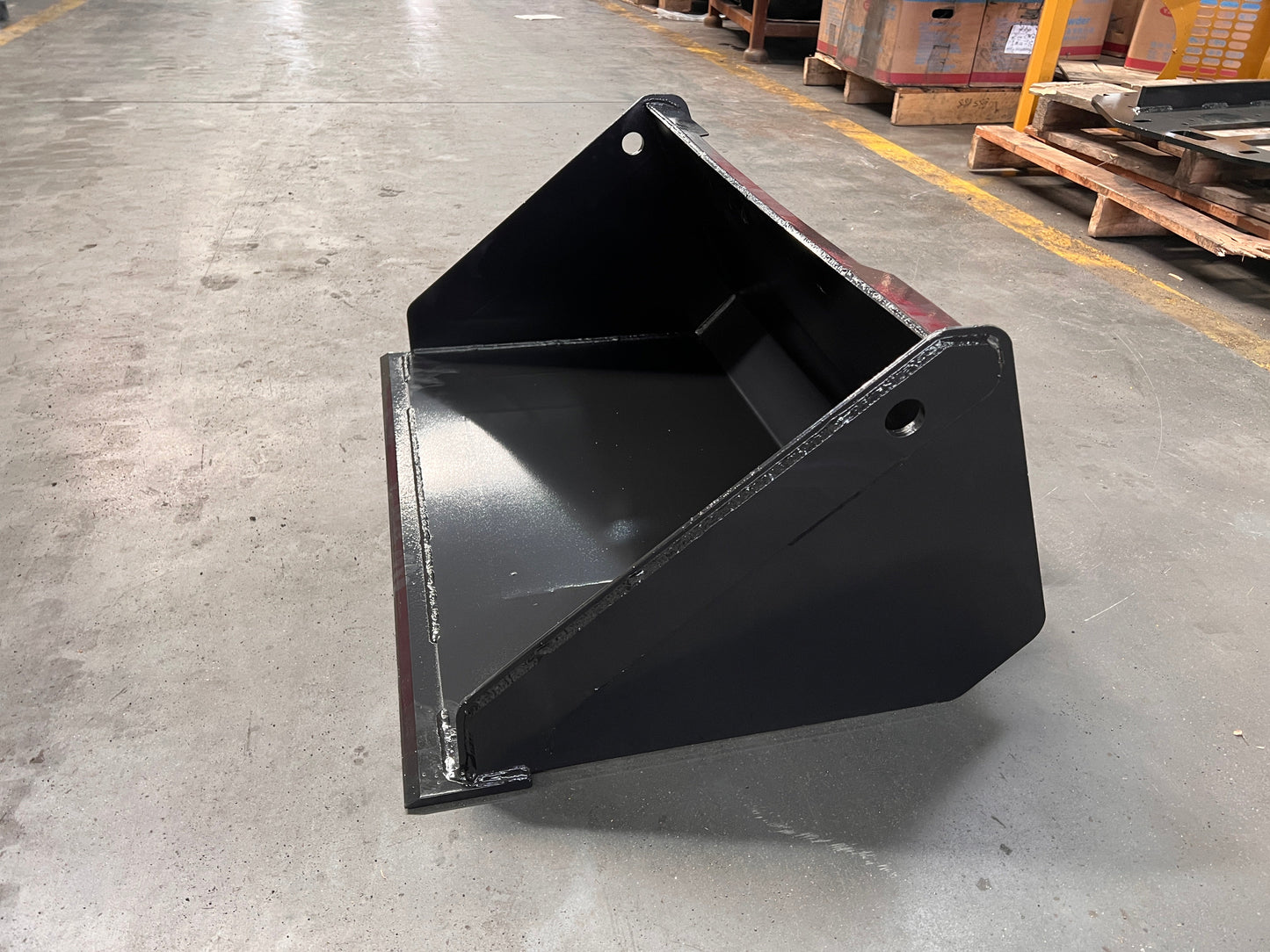 Standard Duty Skid Steer Bucket |AGT-M-BK45