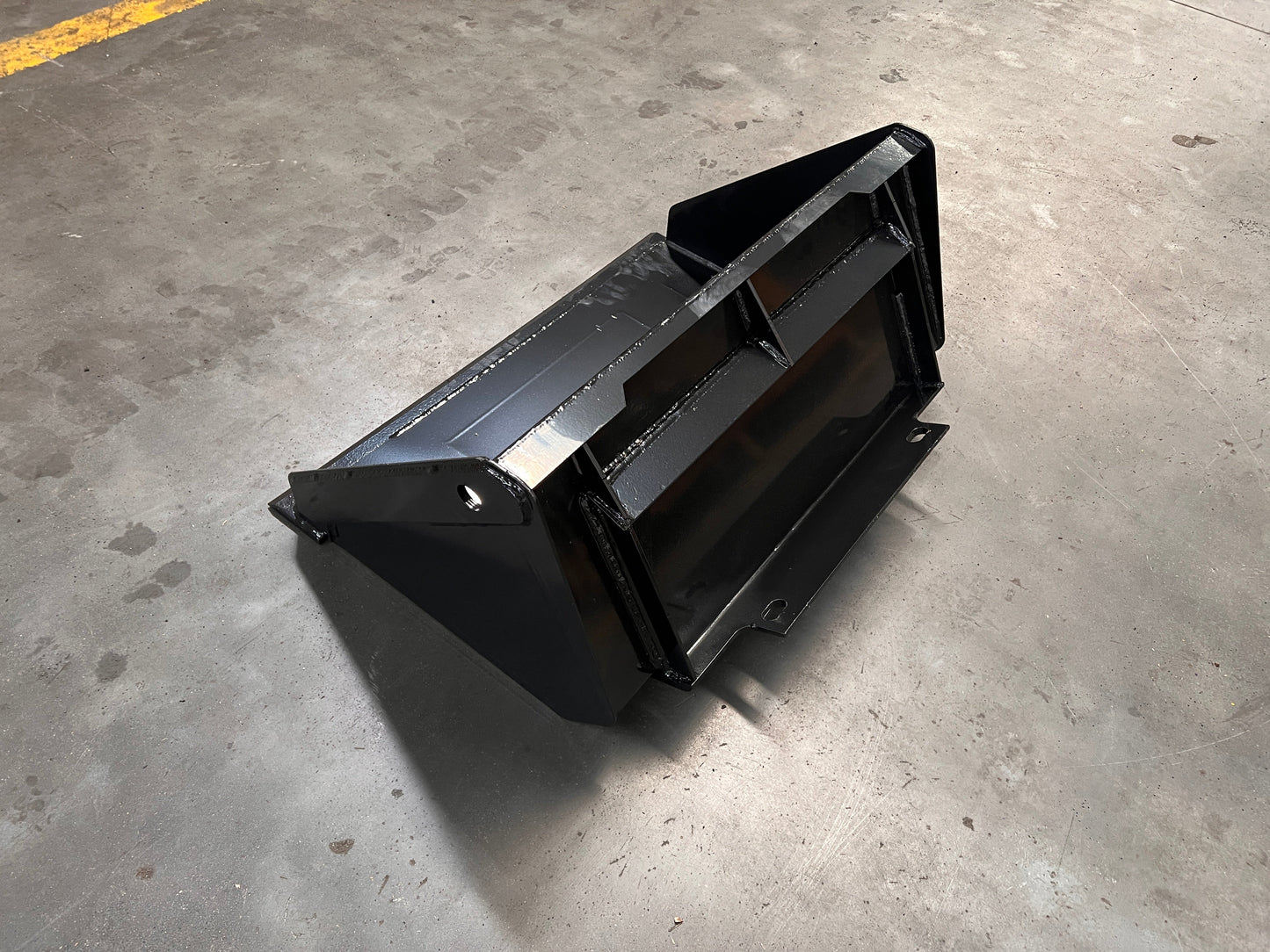 Standard Duty Skid Steer Bucket |AGT-M-BK45