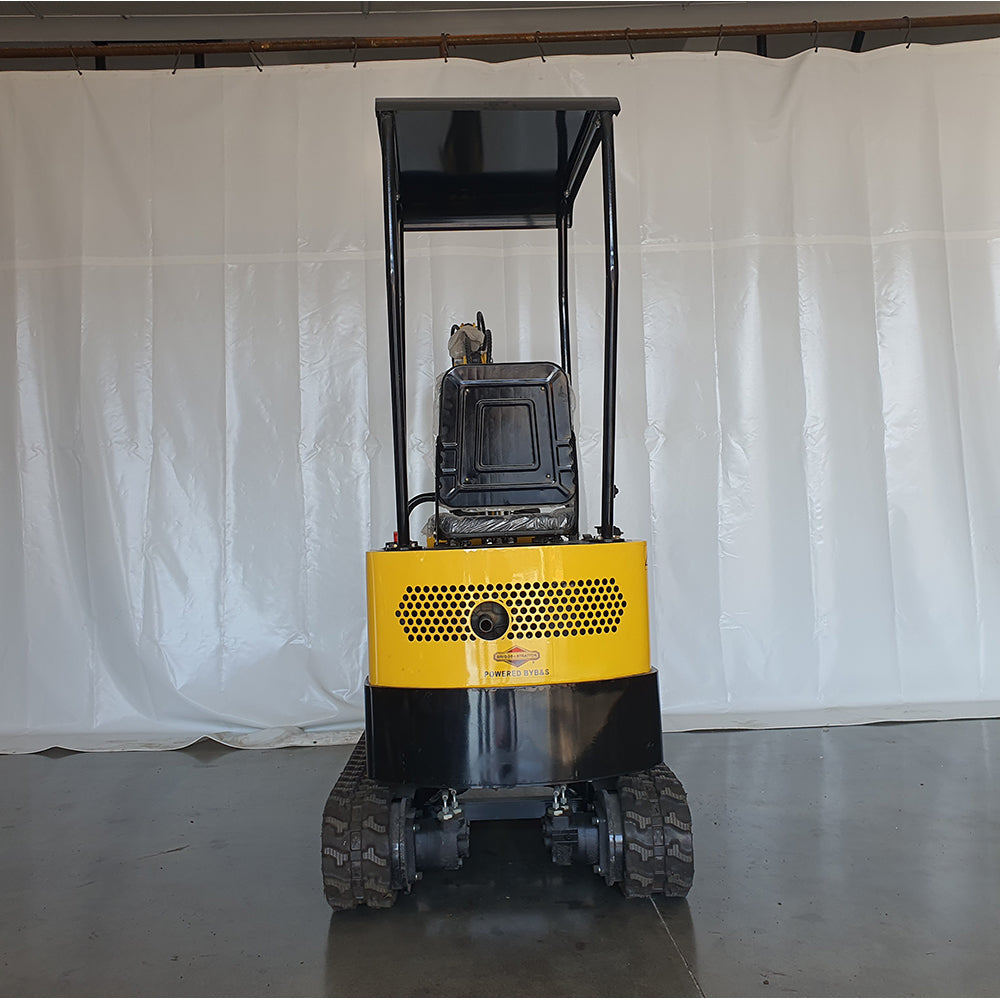 AGT-QH12 1-Ton 13.5 HP Gasoline Mini Excavator with Thumb Clip and B&S Engine