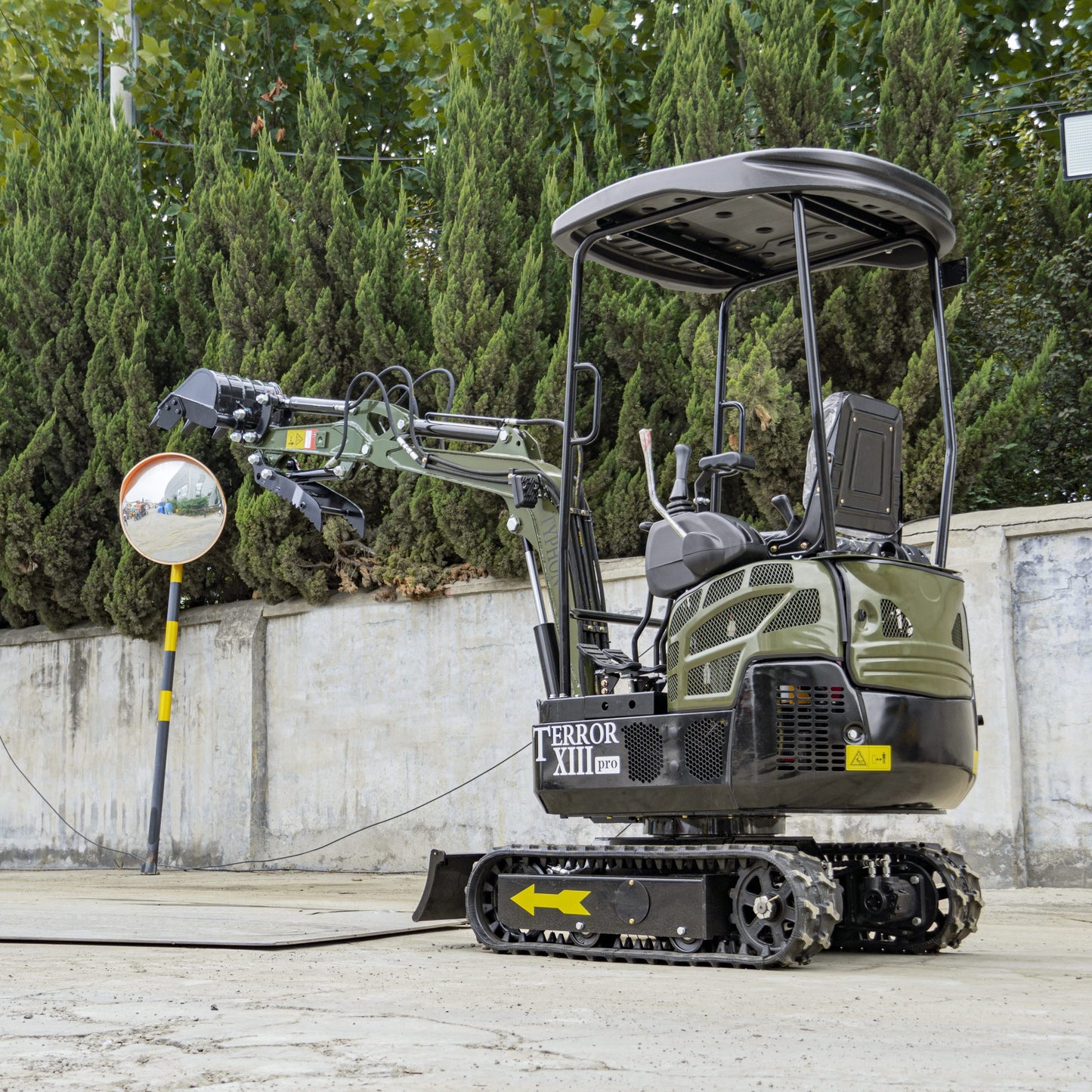 TYPHON TERROR XIII PRO STORM Mini Excavator – 1.3 Ton Trench Digger with Canopy, Hydraulic Thumb Clip, 22.1hp Honda Engine USA