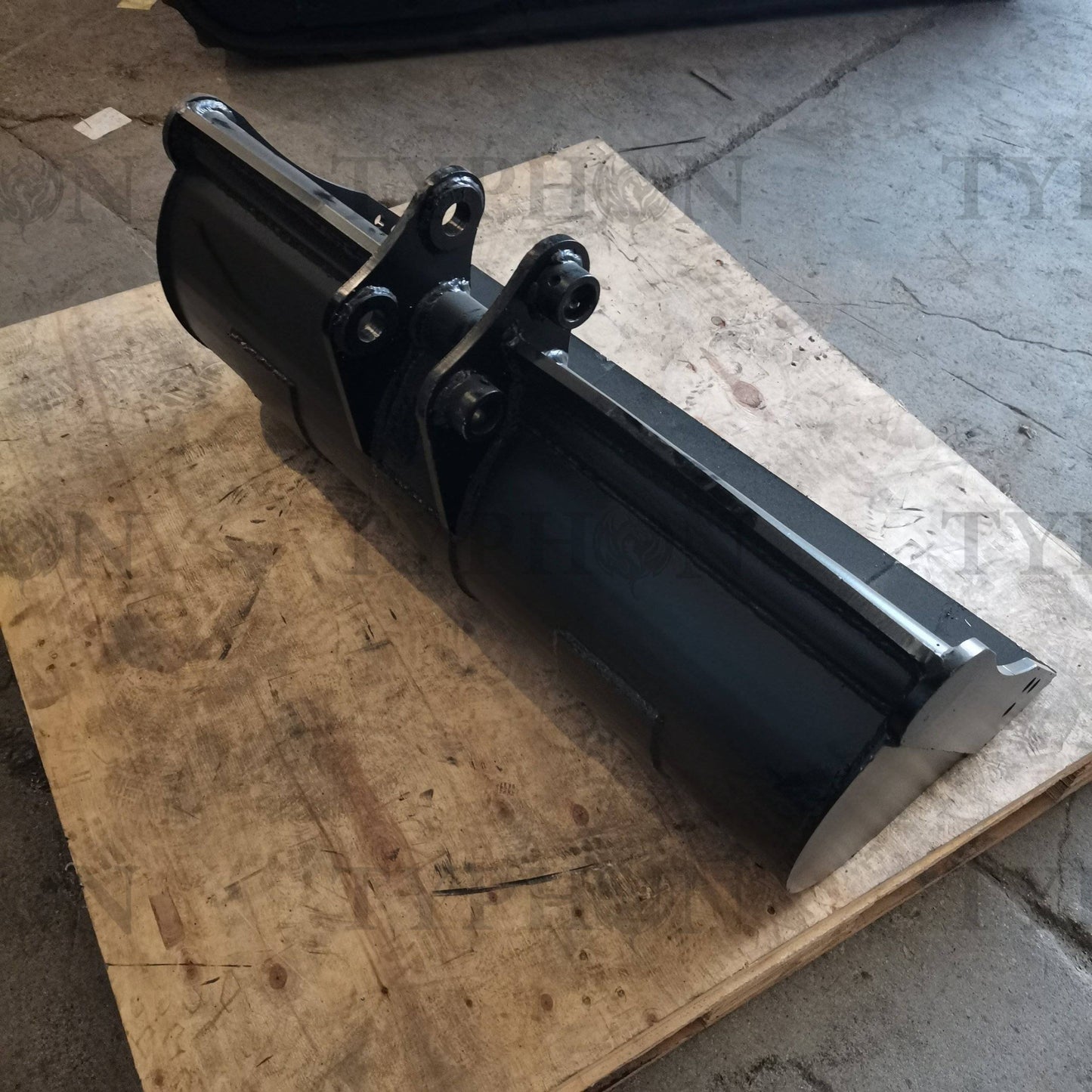 Excavator Attachment Tilt Bucket 39″ Hydraulic Tilting Bucket 1000mm Heavy Duty