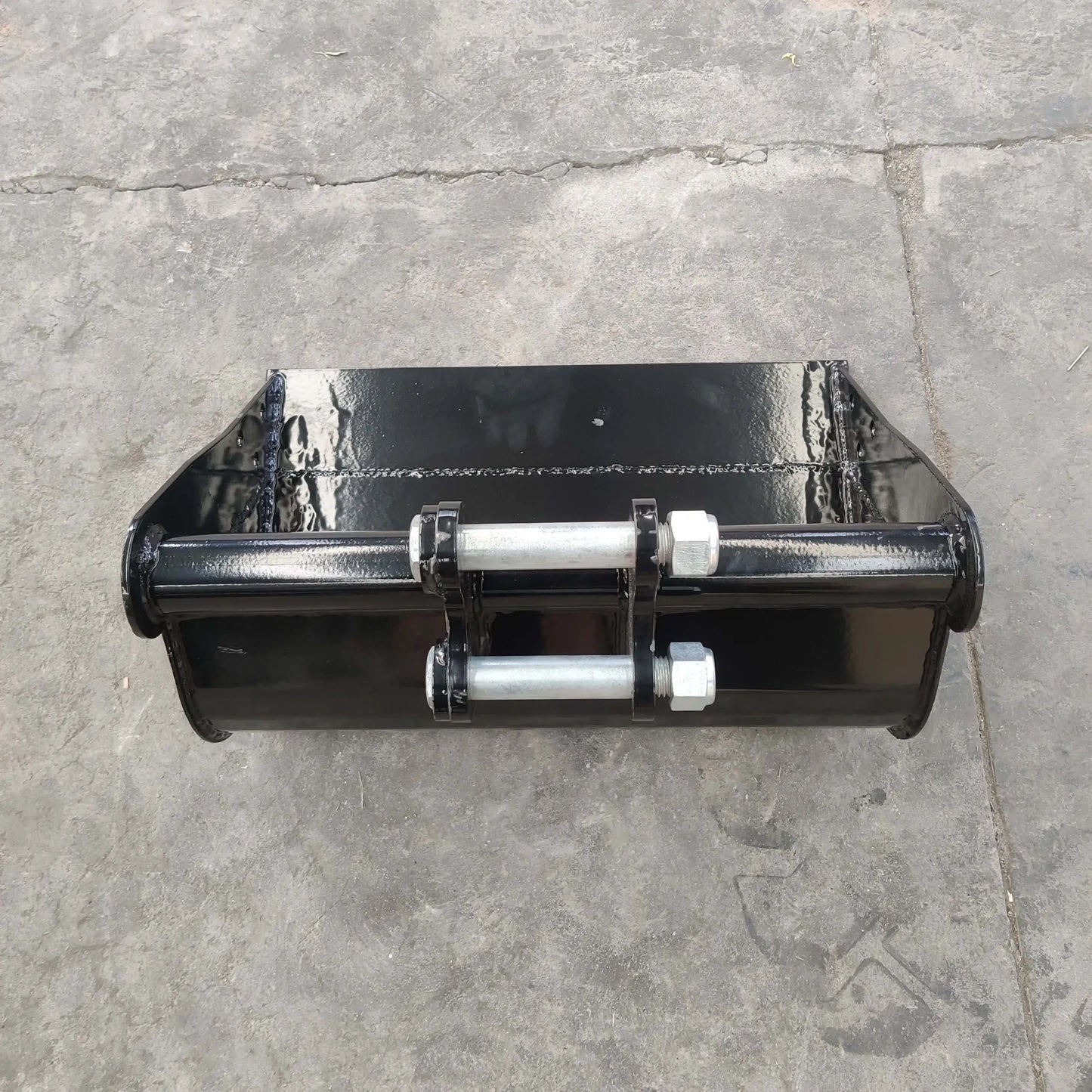 500mm Plain Mud Bucket Attachment for TYPHON Mini Excavators USA