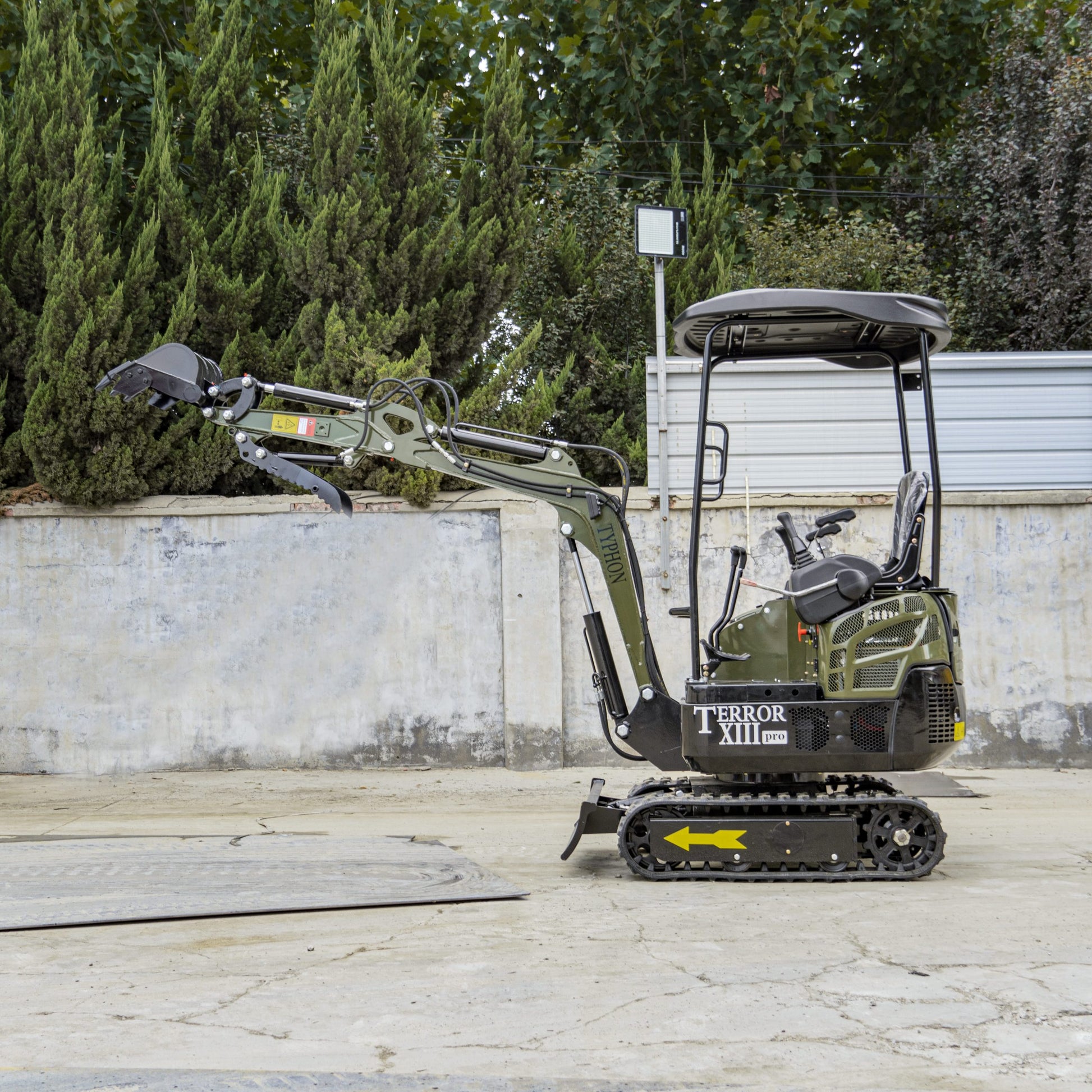 TYPHON TERROR XIII PRO STORM Mini Excavator – 1.3 Ton Trench Digger with Canopy, Hydraulic Thumb Clip, 22.1hp Honda Engine USA