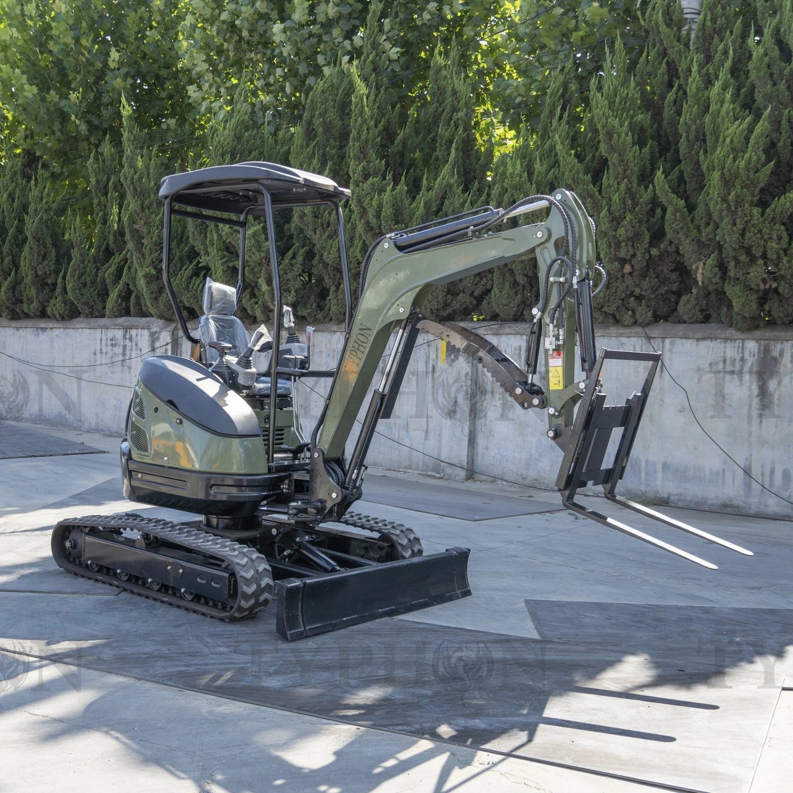 Pallet Fork Attachment for 2.5-3 ton Mini Excavator Adjustable Stabilizer Bar